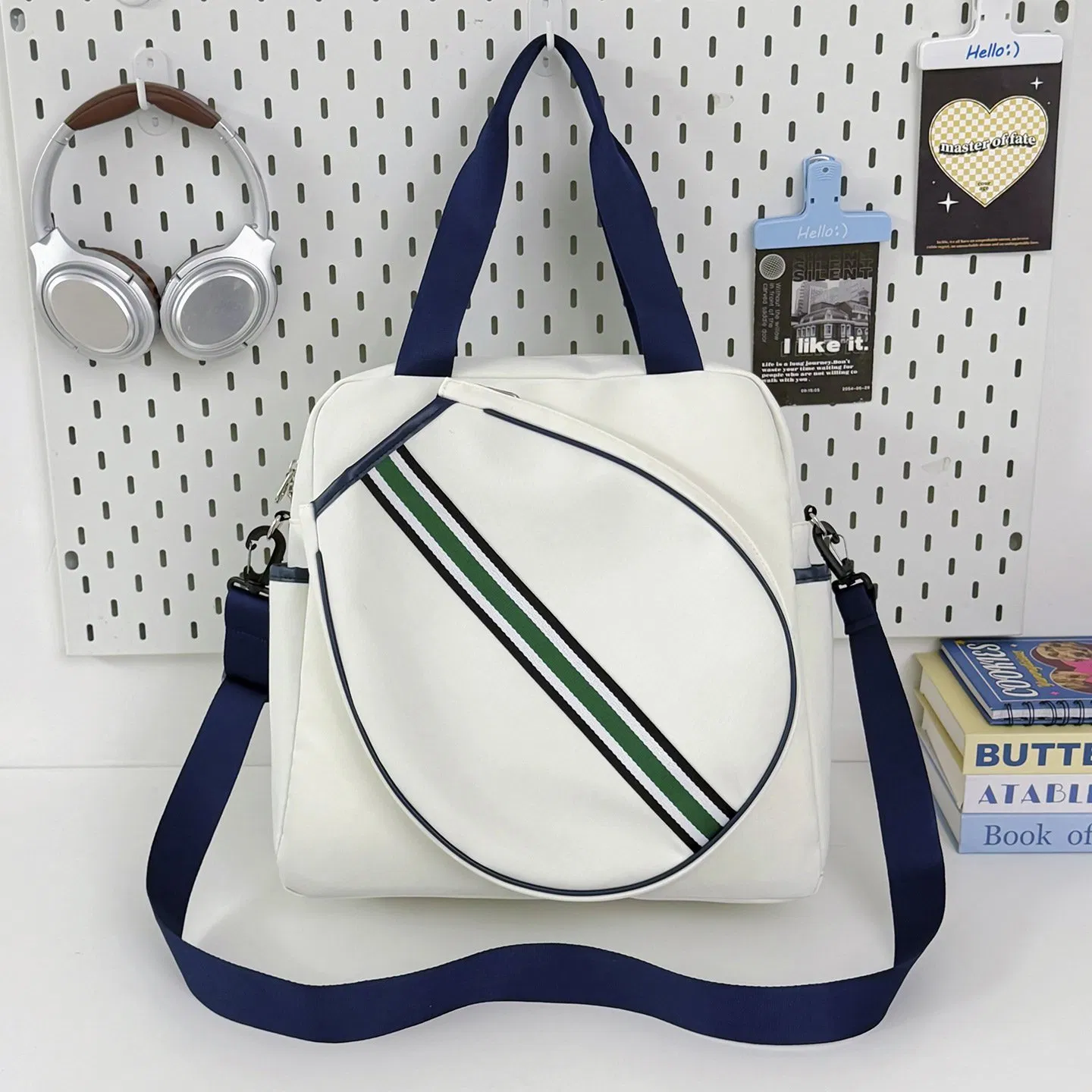 Hand-Carryable-Shoulder-Bag-for-Outdoor-Use-Large-Capacity-for-Badminton-Rackets-and-Tennis-Sports-Training-Cross-Body-Bag
